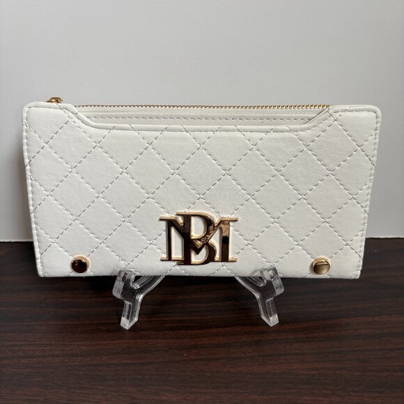Badgley Mischka Wallet Vegan Leather White Quilted Long Cardholder Snap Zip New - Picture 1 of 9